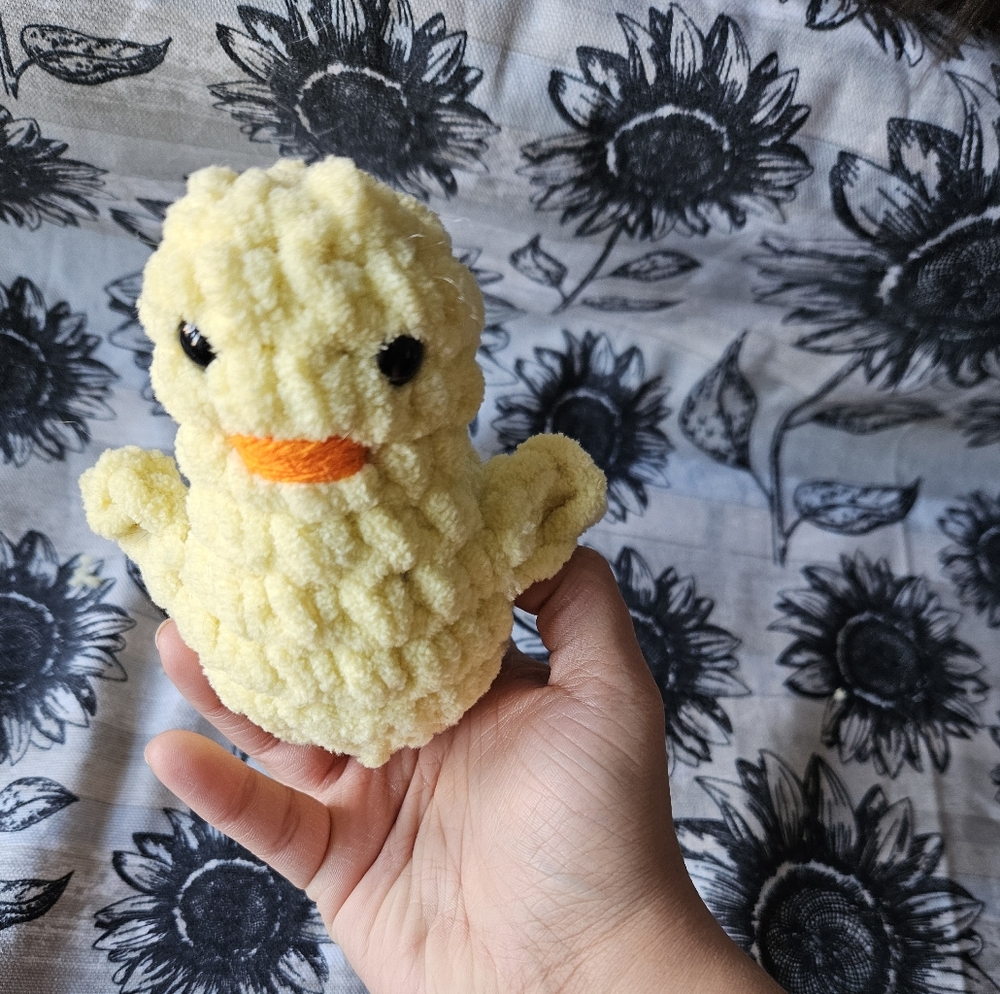 Crochet Baby Chick Amigurumi Plushie